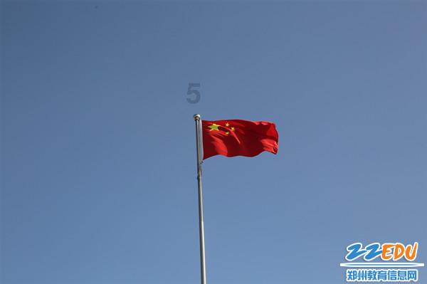 这防守确实不错!贺希宁鬼手抢断弗格打进两分 随后再造成辽宁出界
