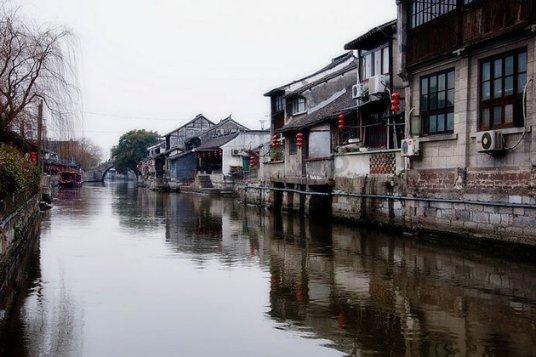 优衣库的衣服为什么那么便宜？游戏画面